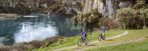 Australien_NZ_Polynesien Neuseeland New Zealand Tourism Huka Falls