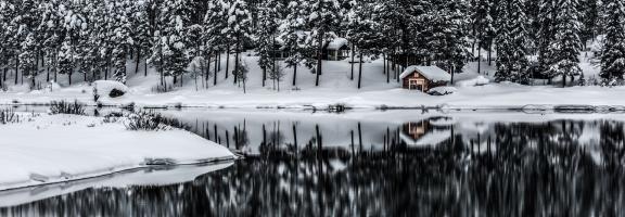 Europa Finnland Hütte am See