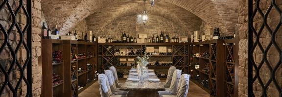 Castello Nero The Wine Cellar dining