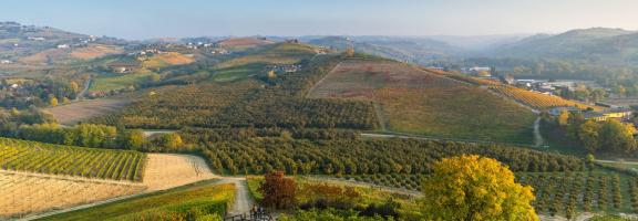 Langhe und Comer See sebastian-vg8UFQHwRAo-unsplash